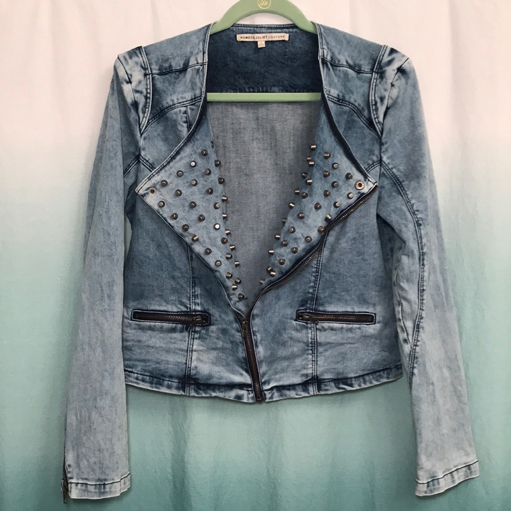 Romeo&Juliet Couture-Size L, studded, denim jacket